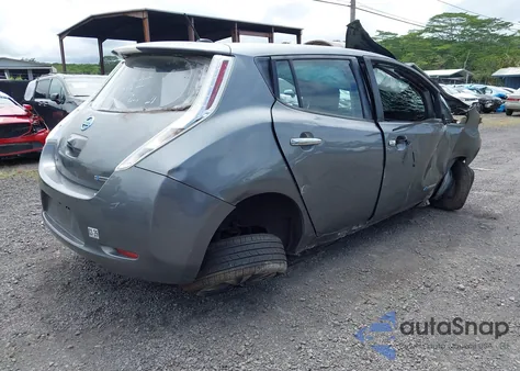 2015 Nissan Leaf Sv z USA, uszkodzony, nr VIN 1N4AZ0CP3FC316444